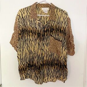 VINTAGE Cache Cheetah Leopard Print Cropped Button Down Blouse